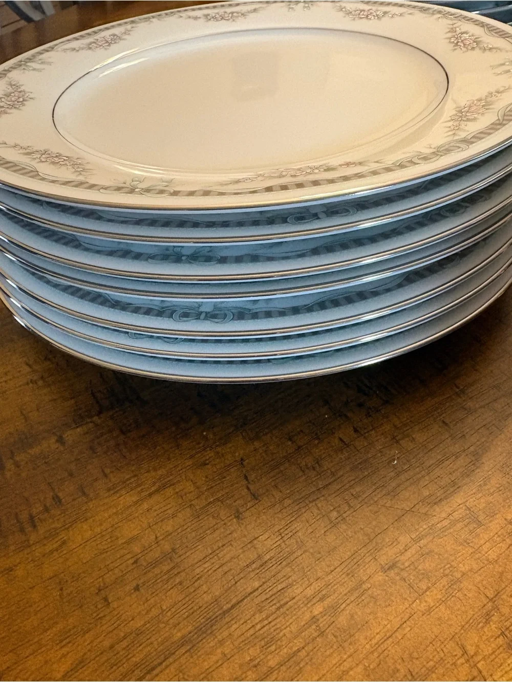 Classic Noritake Bridal Ribbon White China Dinnerware Set